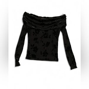 Madden Girl Black velvet sheer off the shoulder long sleeve top size small. New